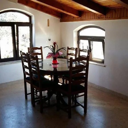 アパート For Families With Children Stivan, Cres - 12804 Martinšćica